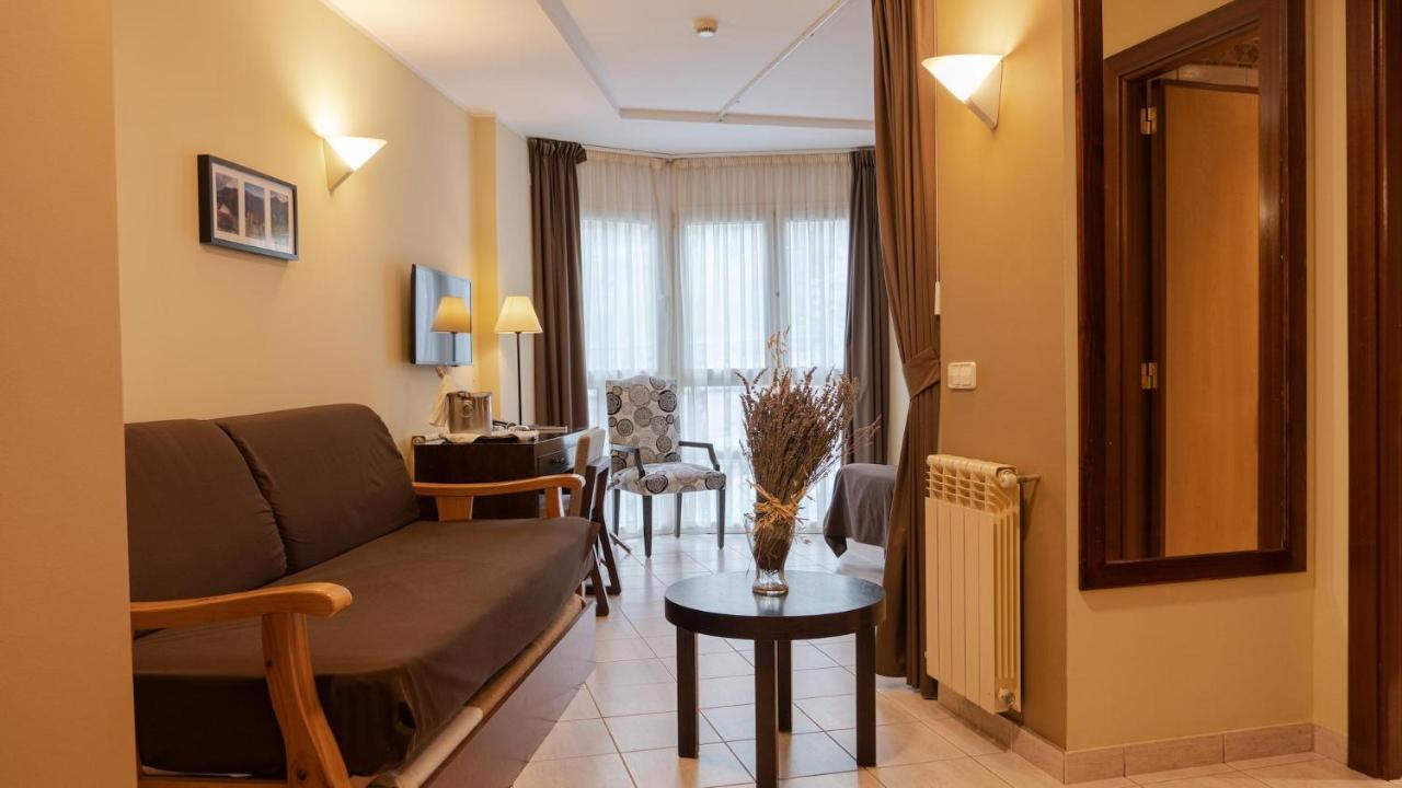 Annapurna M&P Aparthotel Ордино Екстериор снимка